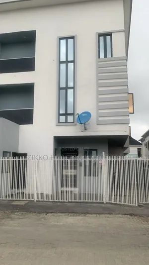 3bdrm Duplex in Ikota Gra, Lekki for sale