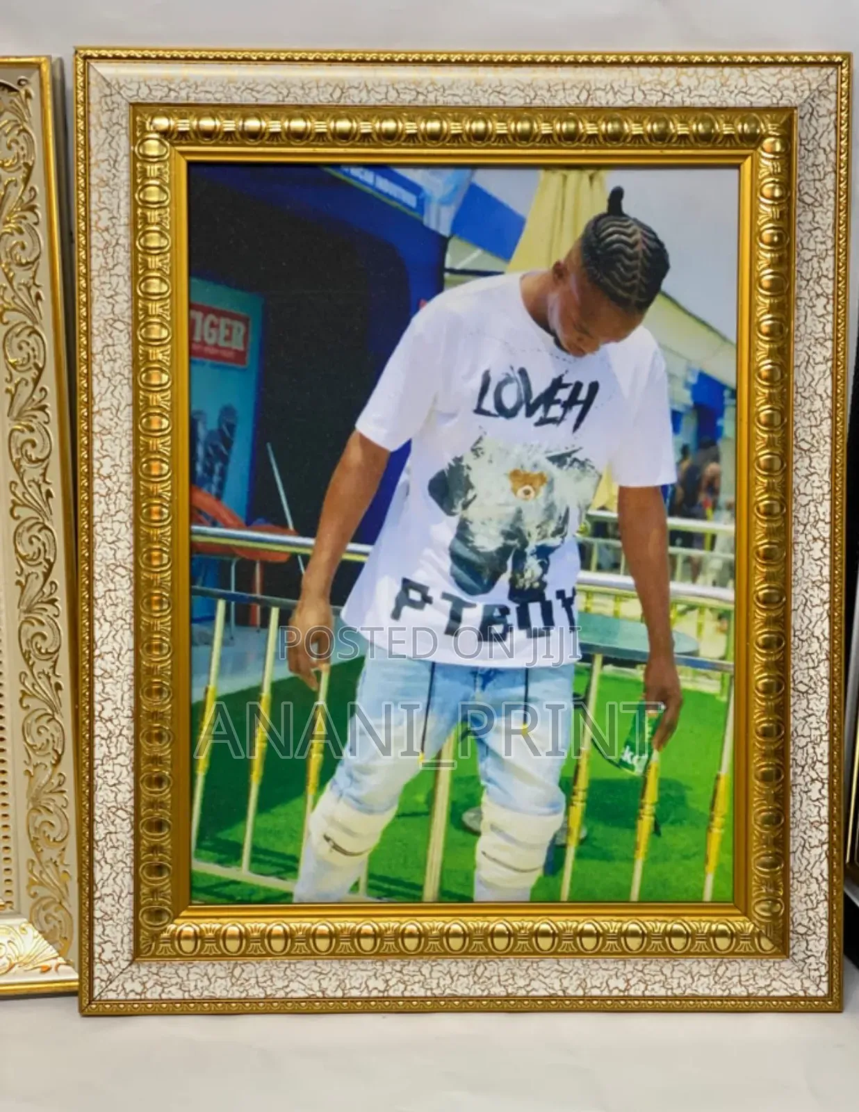Picture Frame (12x16)