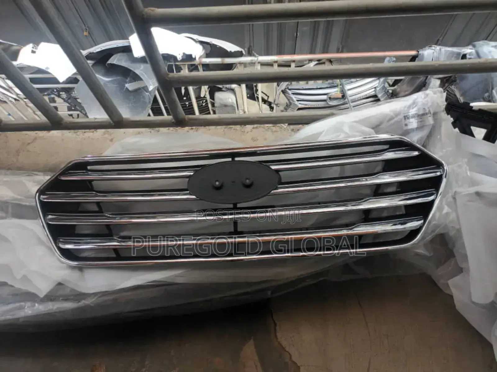 Santafe 2017 Front Grille