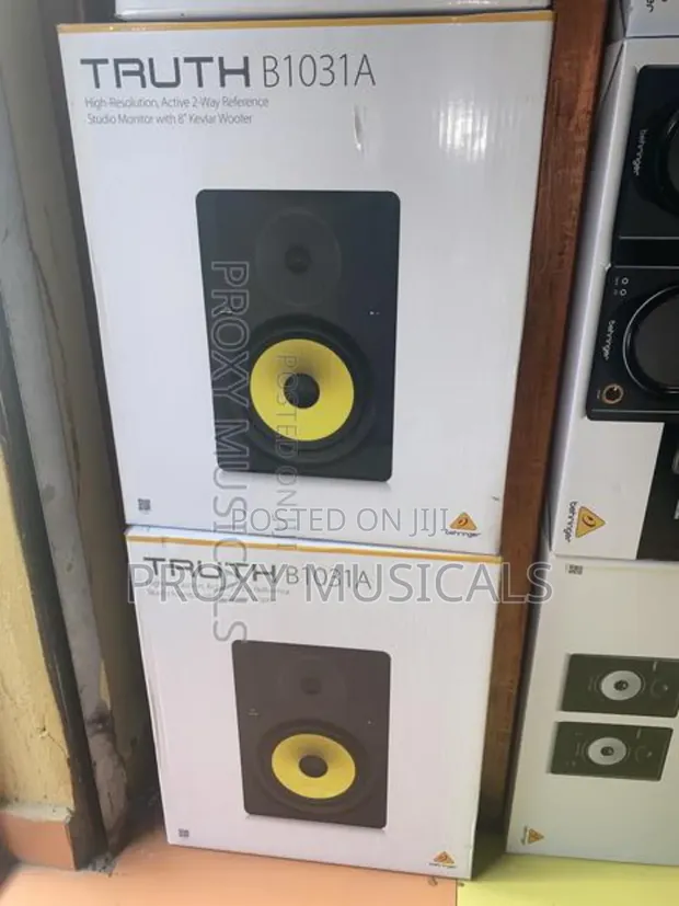 Behringer Truth B1031a Active 2-Way Reference Studio Monitor