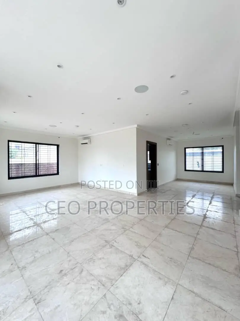 4bdrm Maisonette in Banana Island for rent