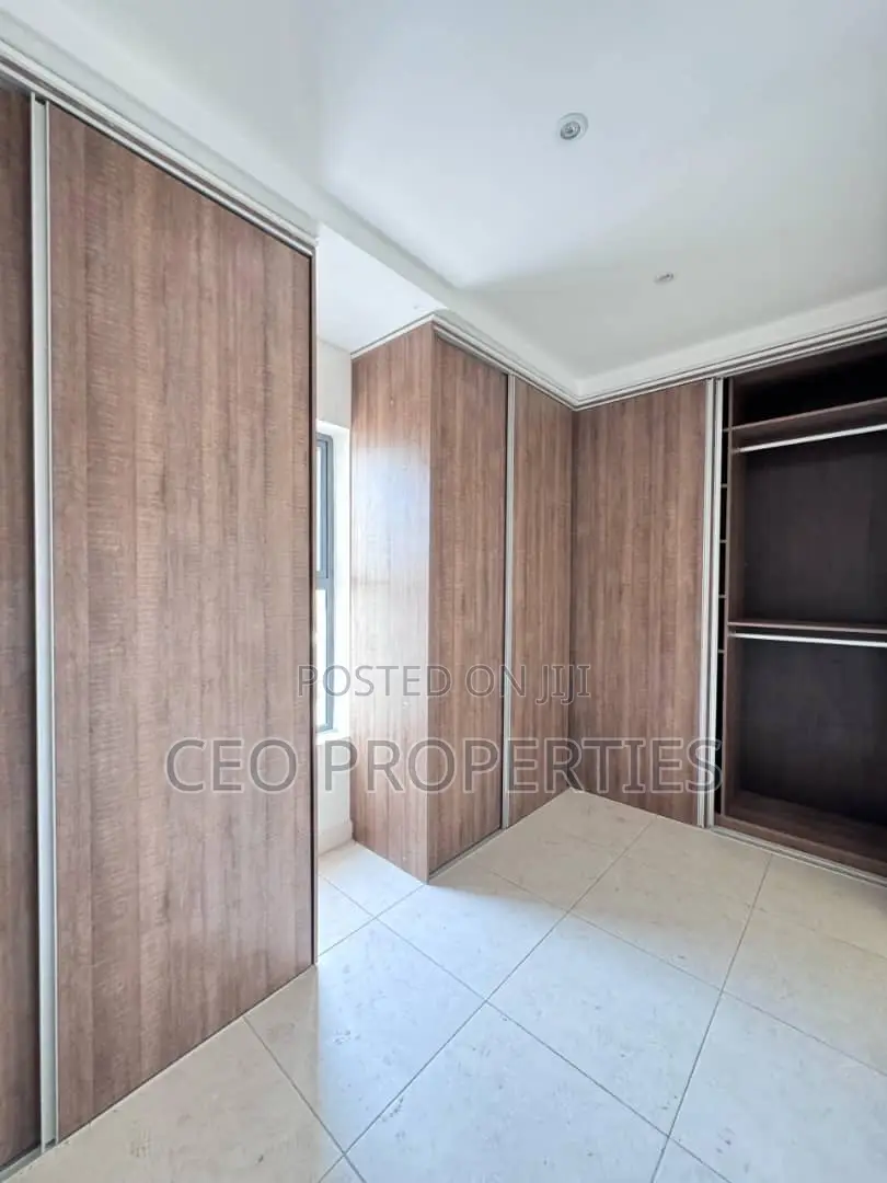 4bdrm Maisonette in Banana Island for rent