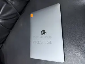 Laptop Apple MacBook Air 2020 16GB Intel Core i5 SSD 512GB