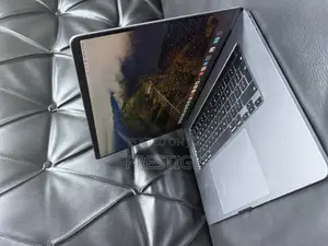 Laptop Apple MacBook Pro 2019 64GB Intel Core I9 SSD 2T