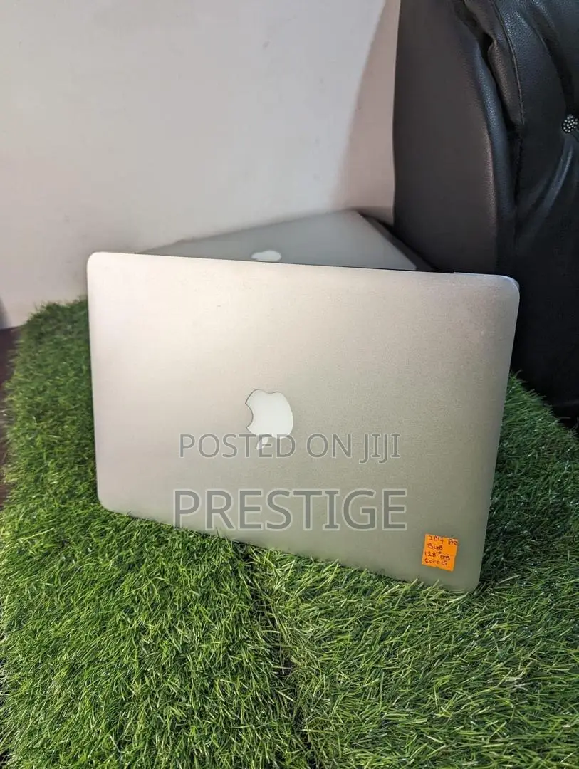 Laptop Apple MacBook Pro 2015 8GB Intel Core i5 SSD 256GB