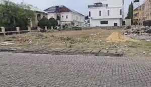 425sqm of Land in Victory Park Estate , Osapa,Lekki for Sale