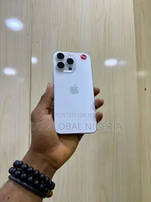 Apple iPhone 15 Pro Max 512 GB White