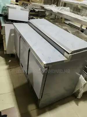 Commercial Stainless Steel Salad Bar, Three Solid Doors 5ft