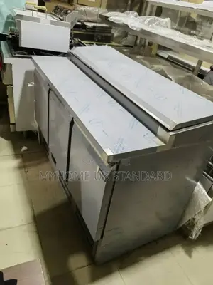 Commercial Stainless Steel Salad Bar, Three Solid Doors 5ft