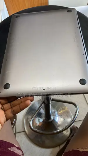 Laptop Apple MacBook Pro 2020 M1 8GB Apple M1 SSD 256GB