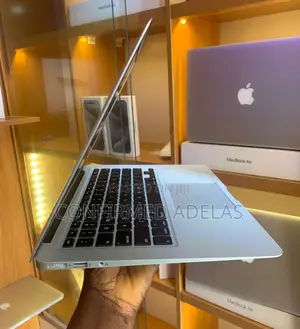 Laptop Apple MacBook Air 2017 8GB Intel Core i5 SSD 256GB