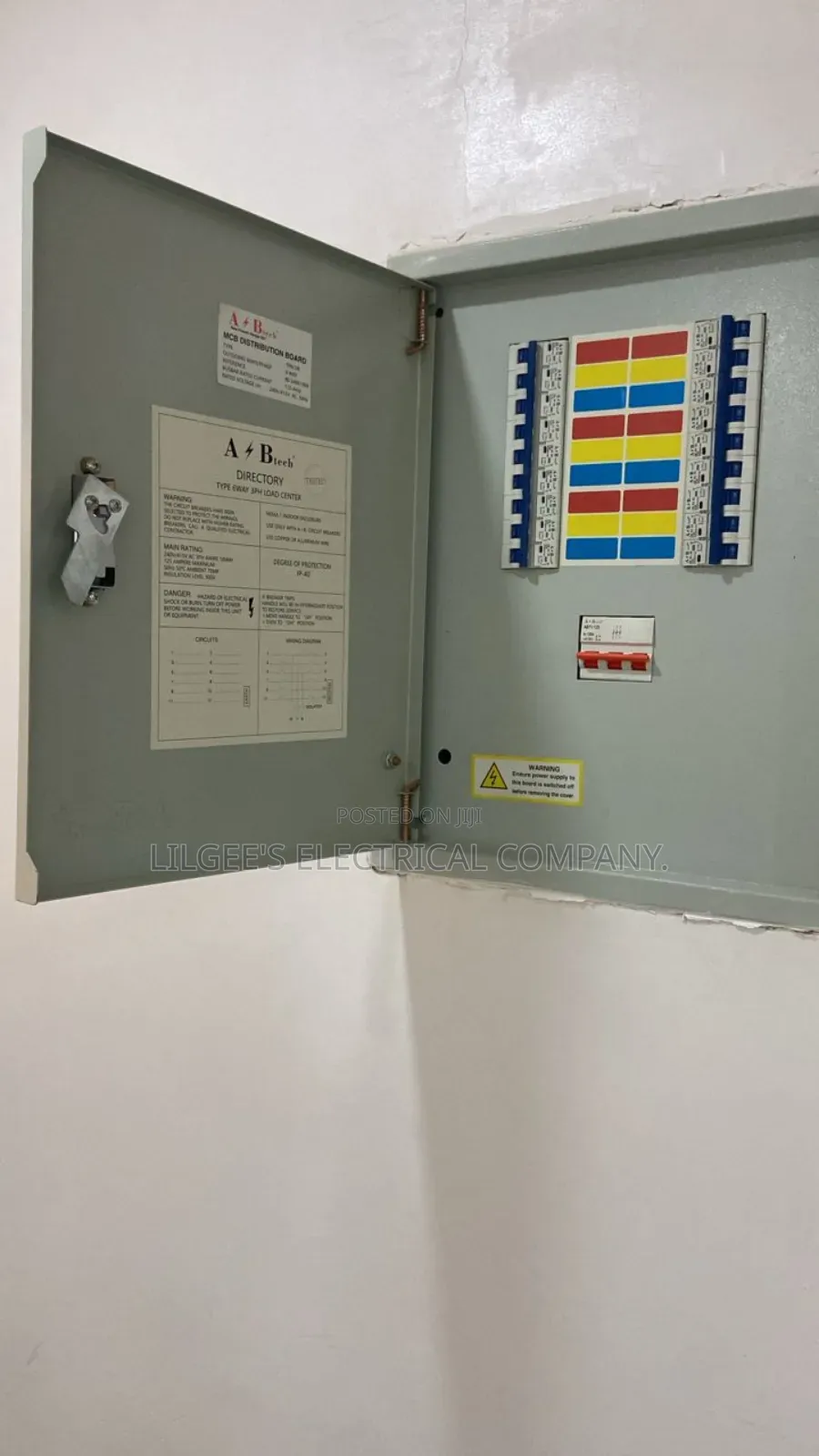 Standard Quality D6 18 Way MCB Distribution Board