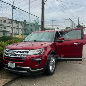 Photo - Ford Explorer 2018 Red