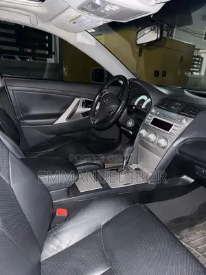 Toyota Camry XLE 4dr Sedan (2.5L 4cyl 6AM) 2010 White
