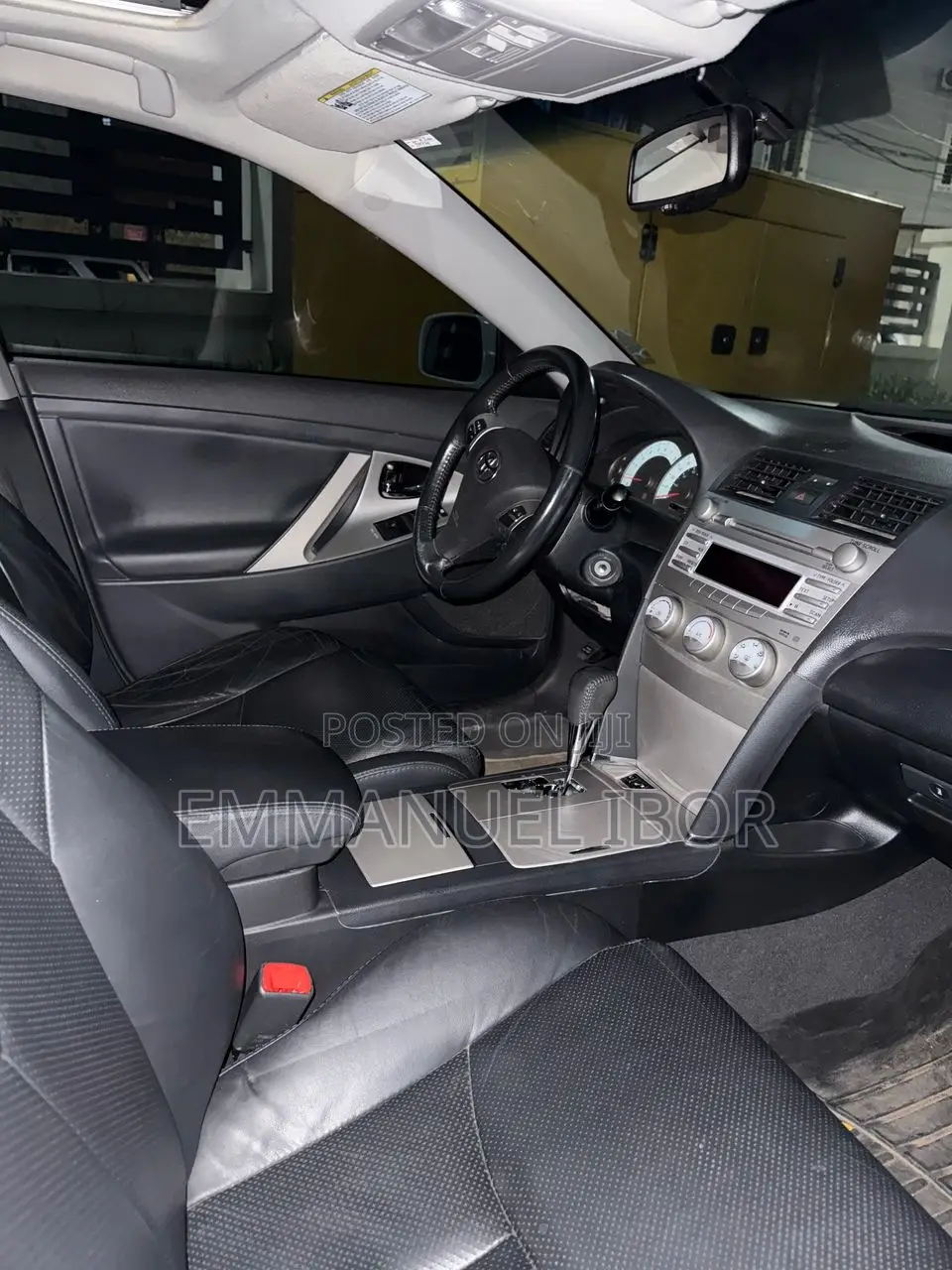 Toyota Camry XLE 4dr Sedan (2.5L 4cyl 6AM) 2010 White