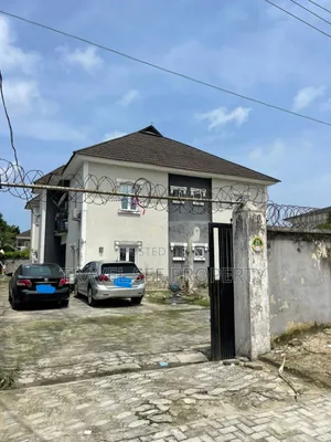 Furnished 3bdrm Block of Flats in Residential Area for sale