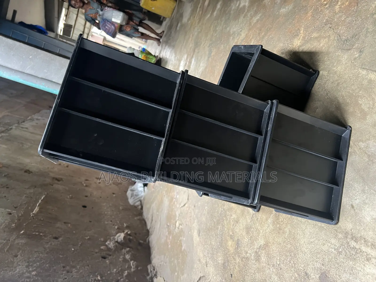 Plastic Cube Mould 150 by 150