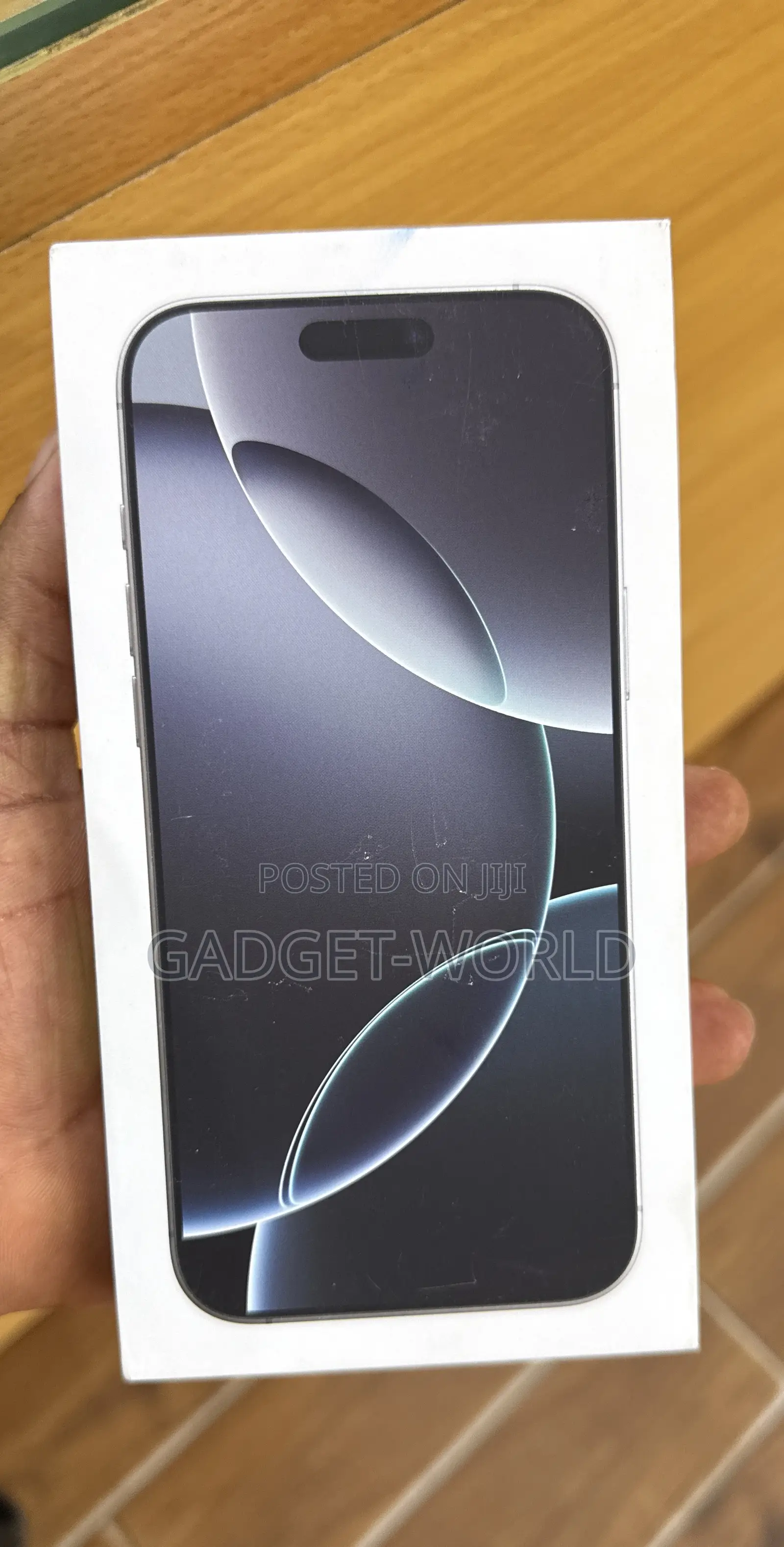 New Apple iPhone 16 Pro Max 1 TB White
