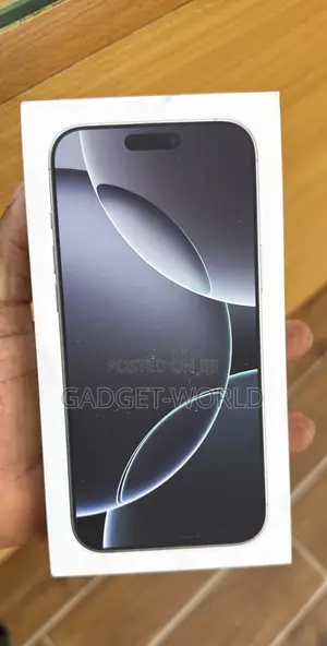 New Apple iPhone 16 Pro Max 1 TB White