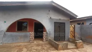 Photo - 4bdrm Bungalow in Ayobo for sale