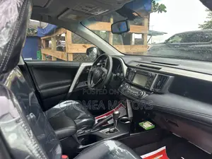 Toyota RAV4 2015 Black