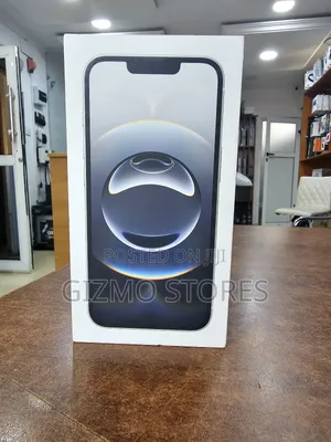 New Apple iPhone 16e 128 GB White