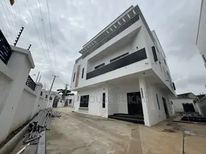 7bdrm Duplex in Asokoro Abuja for sale