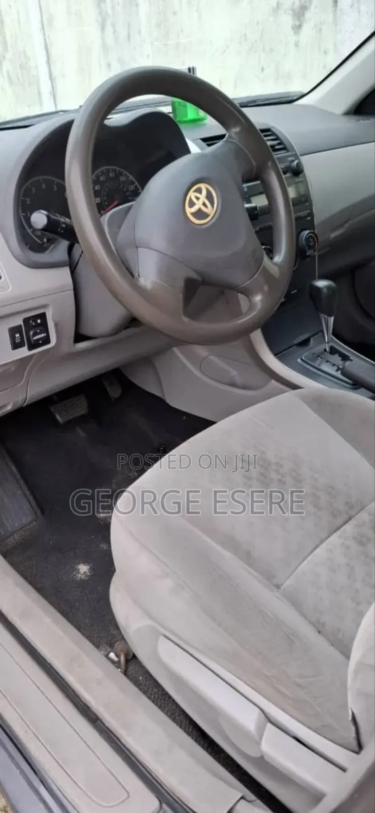 Toyota Corolla 2009 Gray