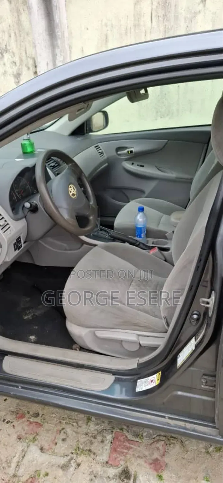 Toyota Corolla 2009 Gray