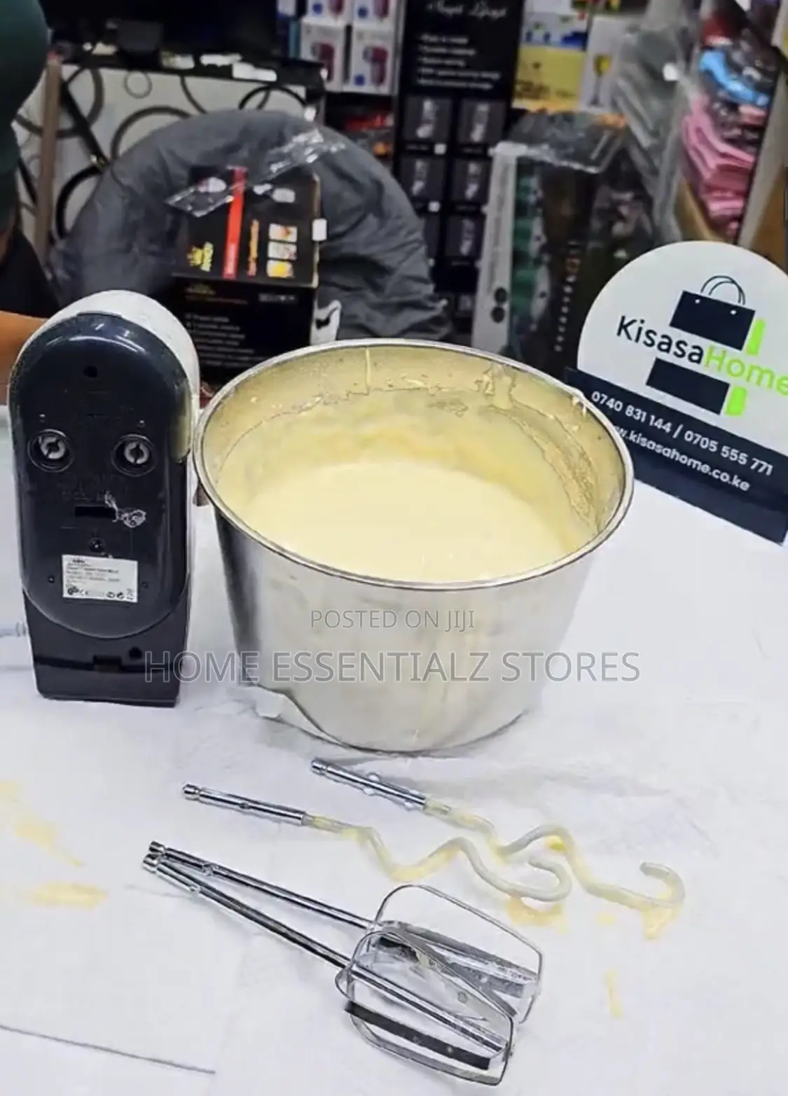 Free Stand and Hand-Held Flour Mixer