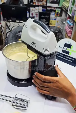 Free Stand and Hand-Held Flour Mixer