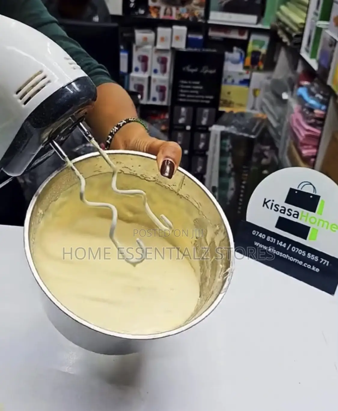 Free Stand and Hand-Held Flour Mixer