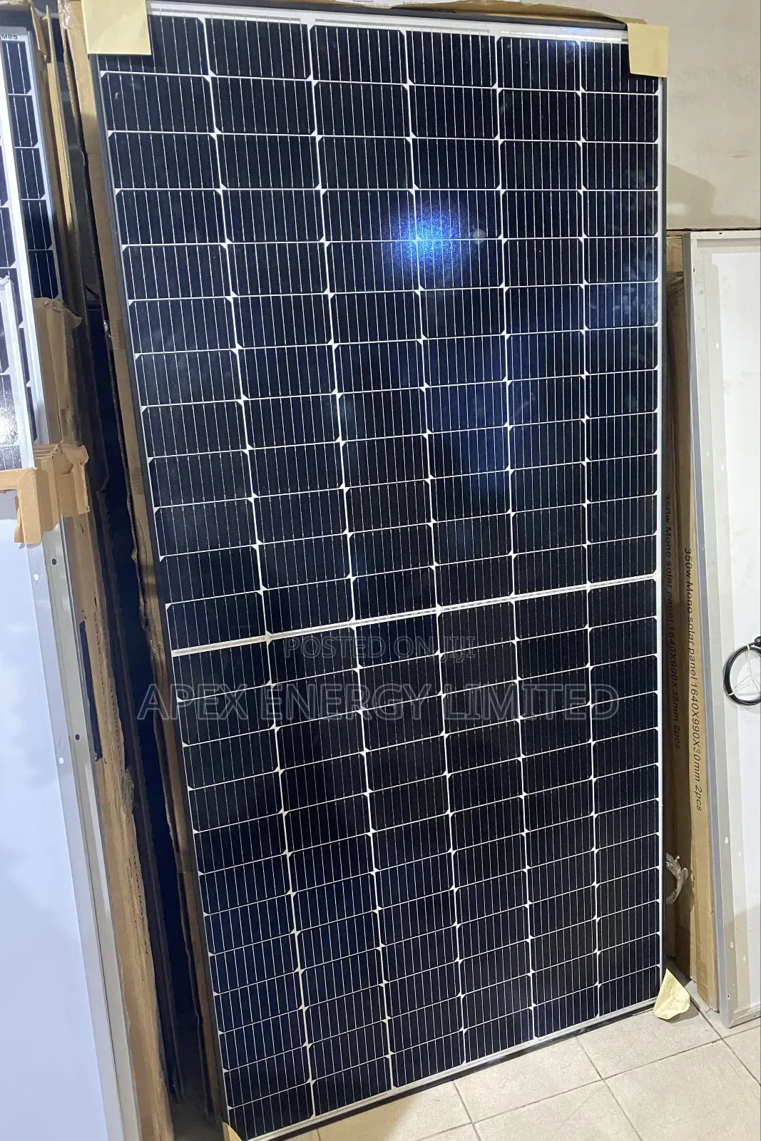Flames 600w Solar Panel