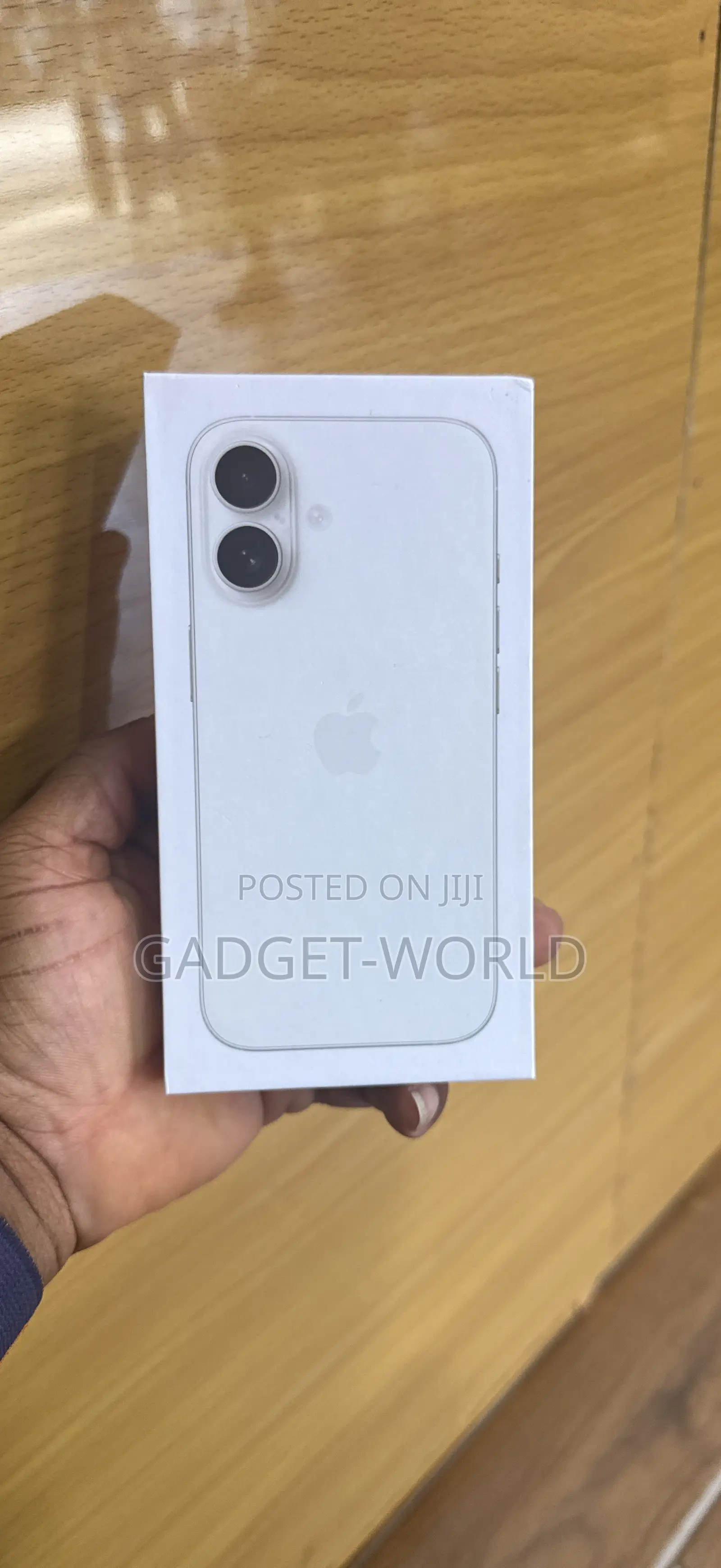New Apple iPhone 16 256 GB White