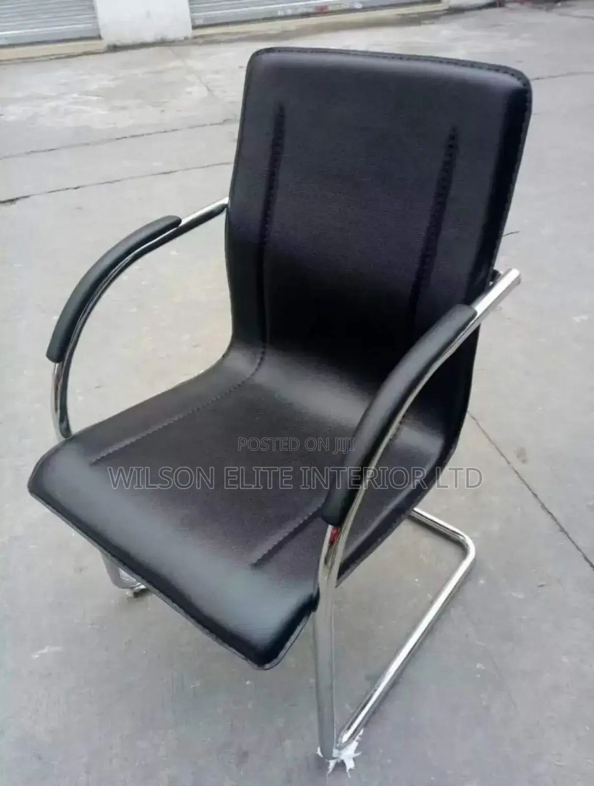 Office Visitor's Chair / Conference Chair