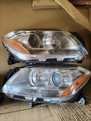Headlights for Ml350 2013 Non Charger