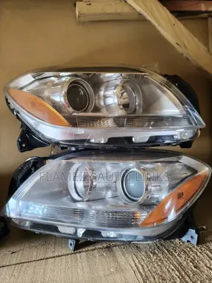 Headlights for Ml350 2013 Non Charger