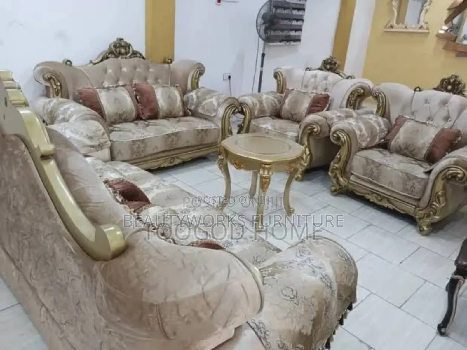 King Chairs and Sofas