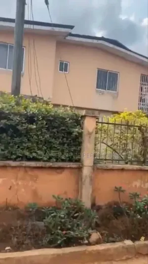 5bdrm Duplex in Benin City for sale