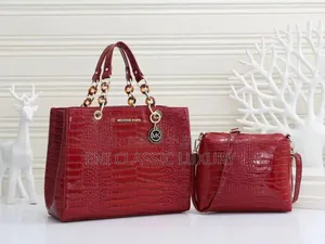 Photo - Michael Kors Luxury Women Handbags Well Branded