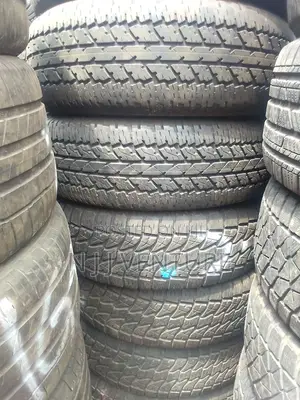 255 70 R16 Toyo Tukunbo