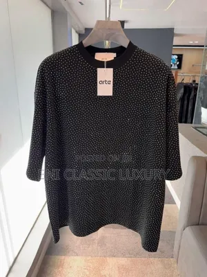 Photo - Top Quality Luxury Cargo Round Neck Well Branded