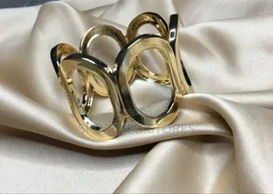 Photo - Curvy Gold Chunky Bangles