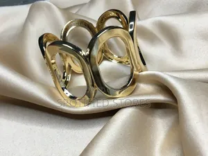 Curvy Gold Chunky Bangles