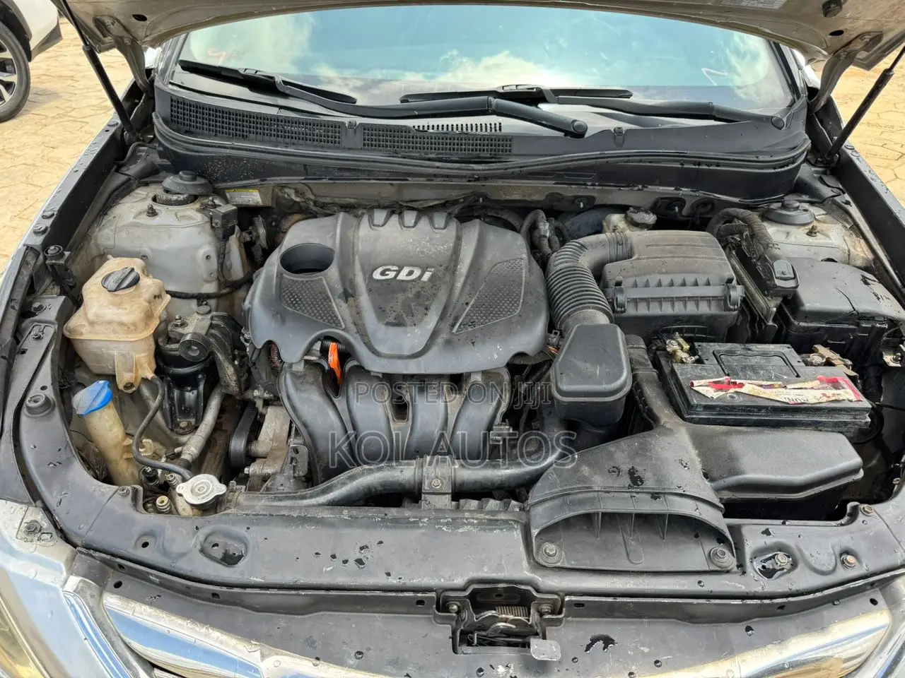 Hyundai Sonata GLS Sedan FWD (2.4L 4cyl 6A) 2012 Silver