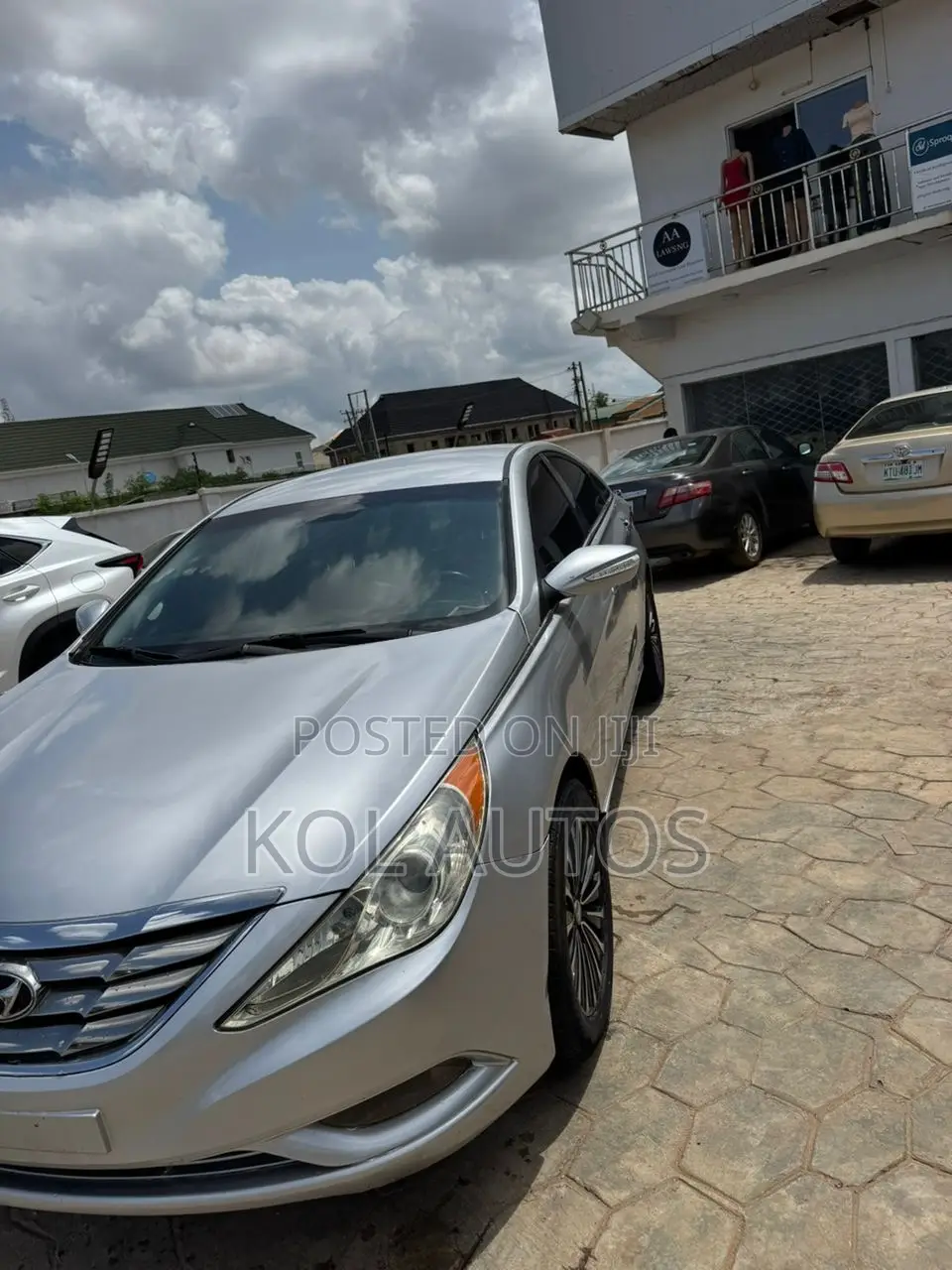 Hyundai Sonata GLS Sedan FWD (2.4L 4cyl 6A) 2012 Silver