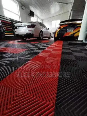 Modular Interlocking Ripped Vented Garage Floor