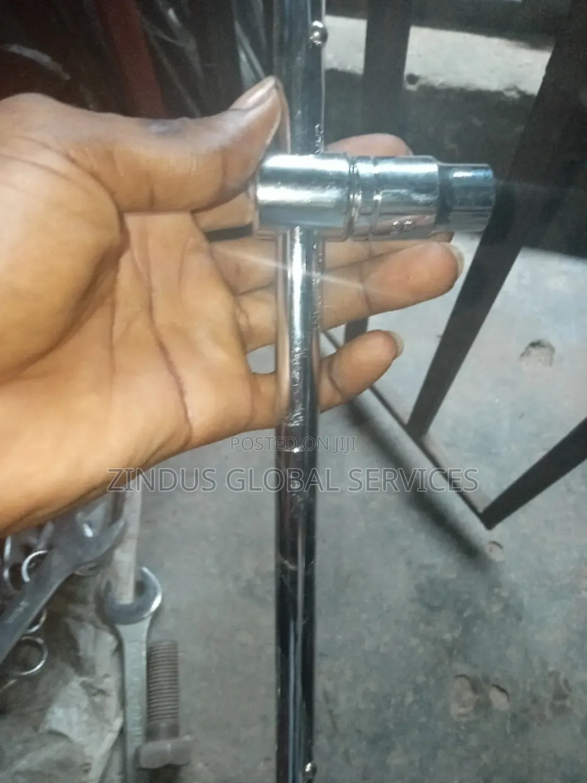 T Handle Original