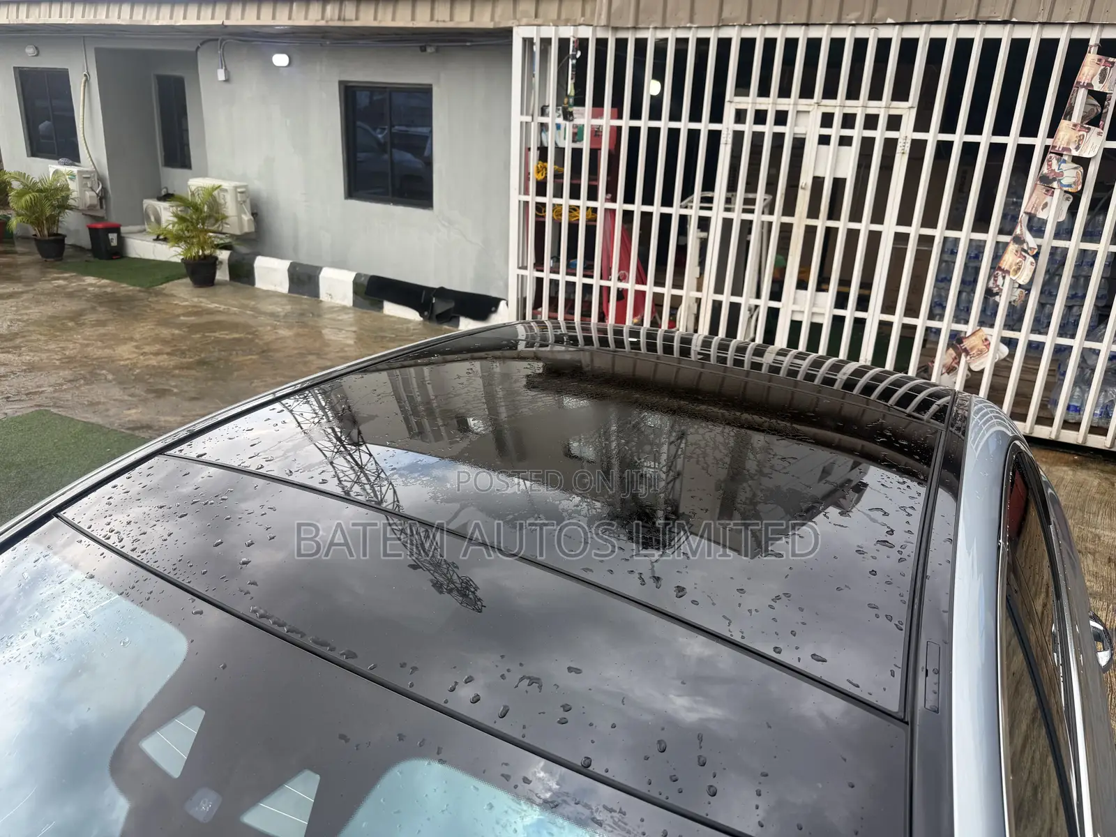 Mercedes-Benz E300 2018 Blue