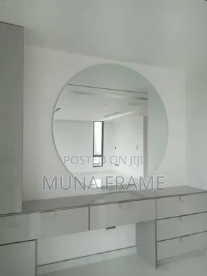 Ventage Rand Mirro